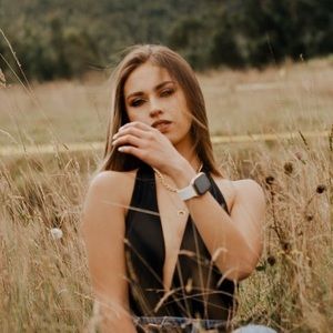 Meet your Posher, Sara valentina